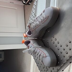 Platform Puma Sneakers